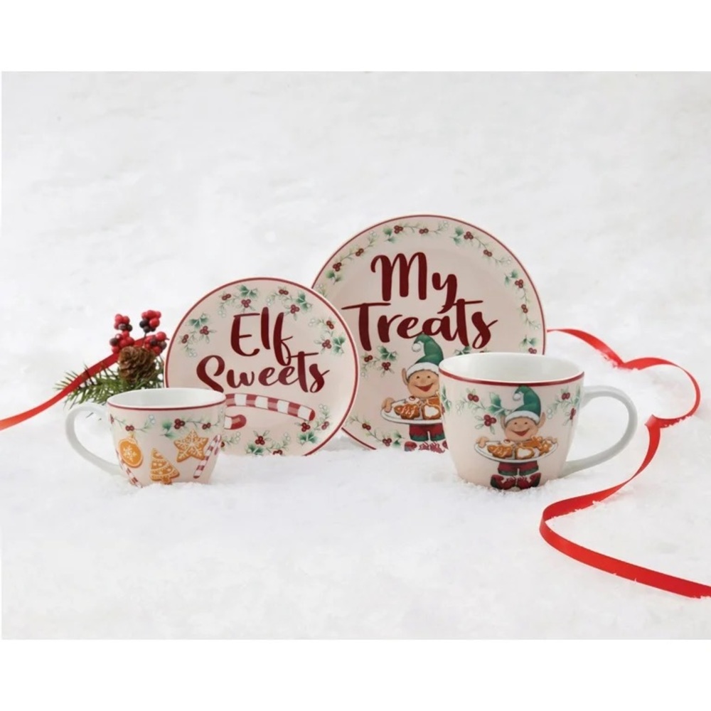 Pfaltzgraff Winterberry Porcelain 4-piece Elf Sweets Plate and Mug Gift Set